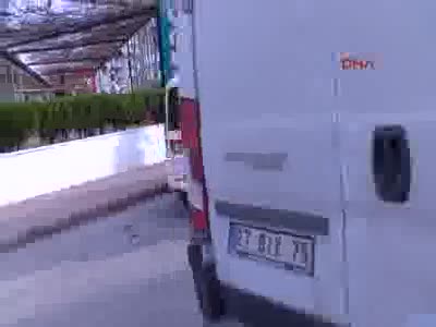 Antalya'da işten çıkarılan garson 3 kişiyi öldürüp, intihar etti - 2