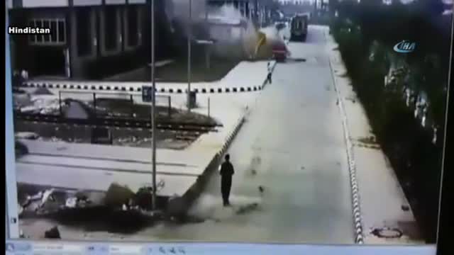 İnanılmaz metro kazası kamerada