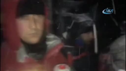Bursa Uludağ'da kaybolan dağcılara nefes kesen kurtarma operasyonu