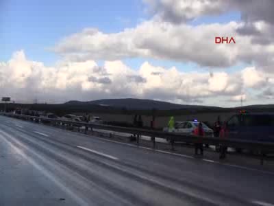 Bursa'da zincirleme kaza! 2 ölü, 8 yaralı