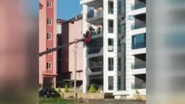 Patlayan elektronik sigara yangın çıkardı