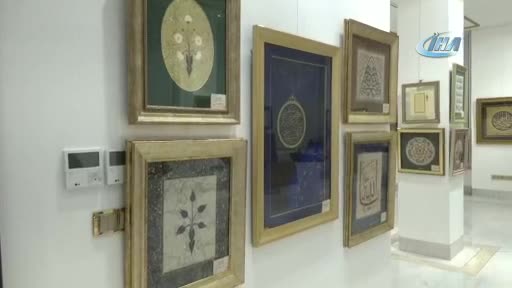 Bursa'da hat sanatı eserleri beğeniye sunuldu