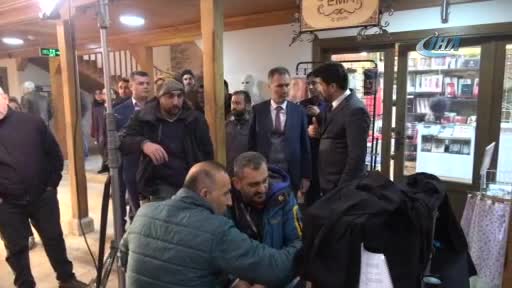 Bursa İnegöl Belediye Başkanı 'Bordo Bereliler Afrin' filminin setini ziyaret etti