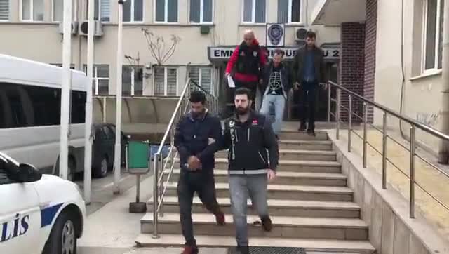 Bursa'da uyuşturucu operasyonu düzenledi: 3 gözaltı