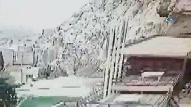 Kalede selfie çeken adam böyle düştü