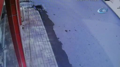 Bursa'da hamile kadına otomobil çarptı