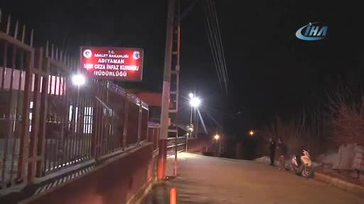 Cezaevindeki onlarca mahkum zehirlendi