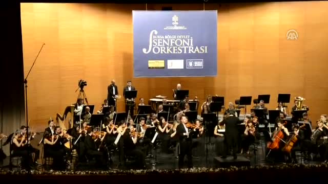 Bursa'da "Dünya Yıldızları" konseri