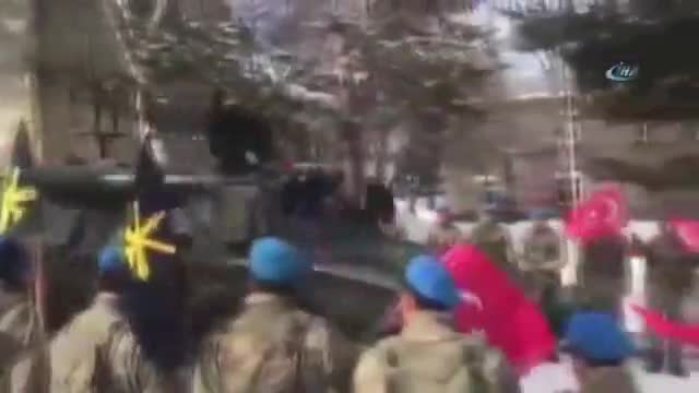 Mehmetçik sınıra böyle uğurlandı