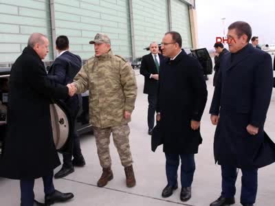 Cumhurbaşkanı Erdoğan sınır hattında
