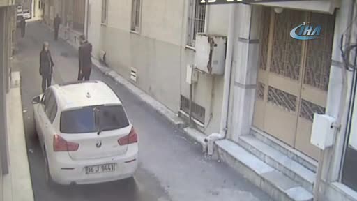 Bursa'da dolandırıcıları uyanık bankacı yakalattı