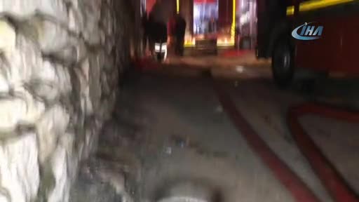 Bursa'da tek katlı evde yangın: 1 yaralı
