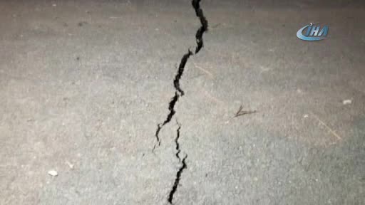 Bursa Yıldırım'da heyelan: 80 bina için tahliye kararı