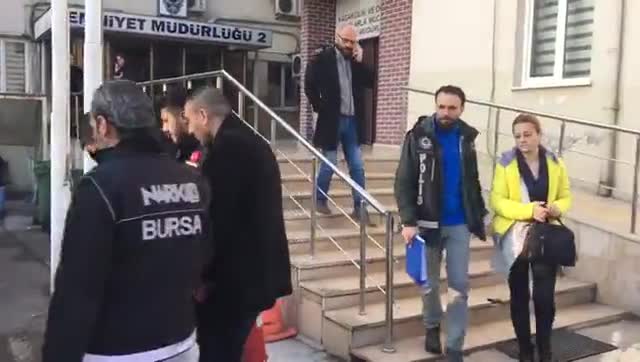 Bursa polisinden 3 ilde uyuşturucu operasyonu