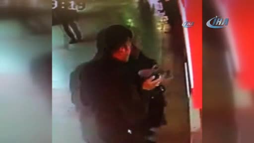 Bursa'da ATM kullanmayı bilmeyen kadını dolandırırken kameralara yakalandı