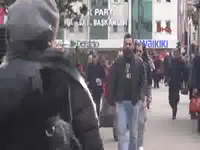 Bursa'da şiddetli lodos yaşamı olumsuz&nbsp;etkiledi