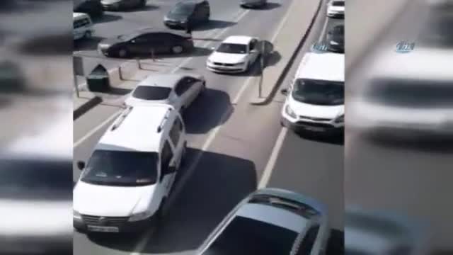 İstanbul'da trafik canavarları yine sahnede