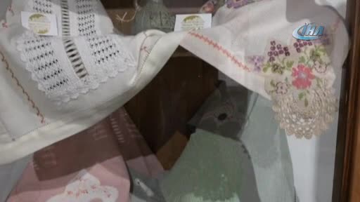 Bursa'da "Geçmişten Geleceğe Dantelin Yolculuğu" sergisi