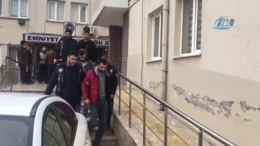 Bursa'da uyuşturucu operasyonlarında 5 gözaltı