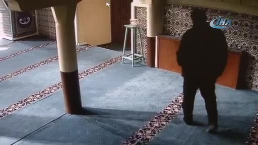 Bursa'da camideki sadaka kutusundan paraları böyle çaldı