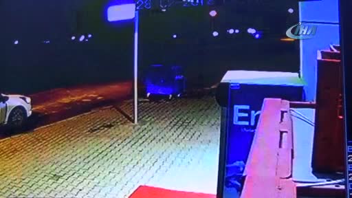 Bursa'da marketi 1 dakika içinde soyan hırsızlar kayıplara karıştı