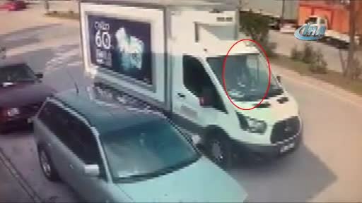 Bursa'da bir anlık unutkanlık cep telefonuna mal oldu