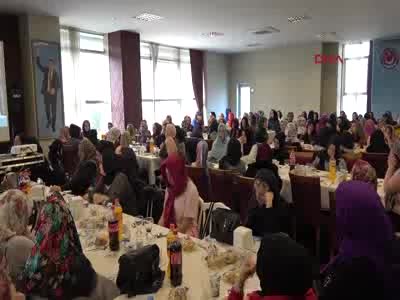 Bursa'da 7 Mart'ta ölen 7 kadın işçi dualarla anıldı!