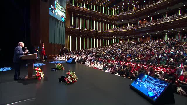 Erdoğan'dan çok sert sözler: Din adamı diye ortaya çıkıp...