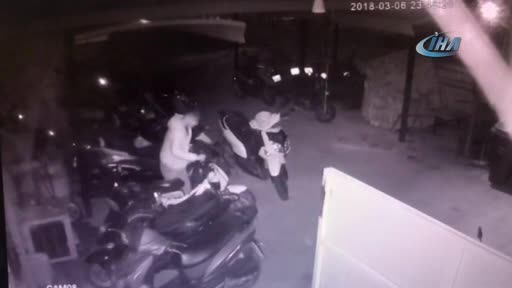 Hırsızlık anı güvenlik kamerasına yansıdı!