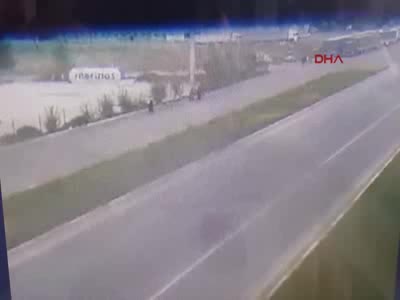 Kapkaç yapan şüpheli, önce kameraya sonra polise yakalandı