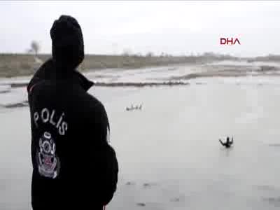 Sevgilisini 'iş arkadaşım' diyerek, eşiyle tanıştırmış! Şoke eden detaylar...
