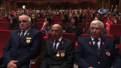 Bursa'da 'Mehmetçiğe Destek, Şehitlere Saygı' için klip çektiler