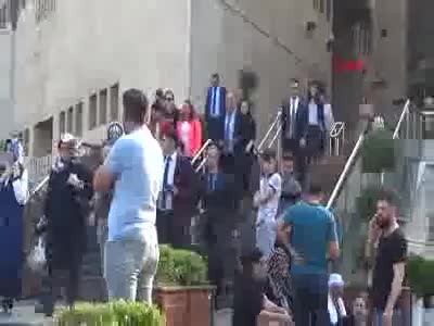 Bursa'da boşandığı kocasına hakaret etti, hapis cezası aldı!