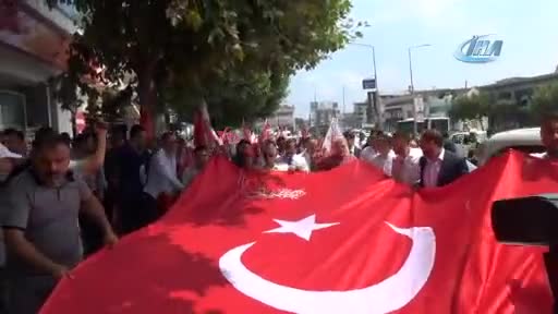 Bursa'da AK Partililer sevgi yürüyüşünde buluştu