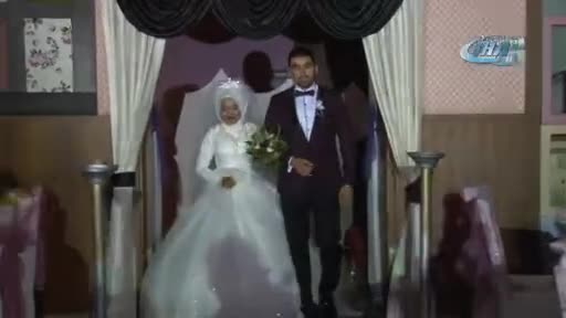 Endonezyalı geline Bursa'da Türk usulü düğün