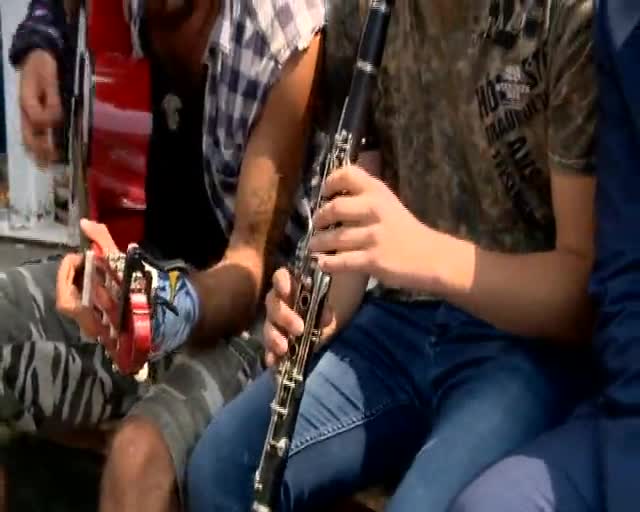 Bursa'da Başkan Aktaş'tan müzik molası
