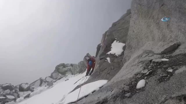 Bursalı dağcılar Alpler'deki Devin Dişi'ne tırmandı