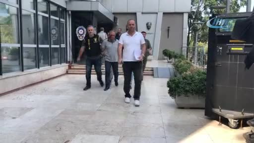 Bursa'da kalaşnikoflu soyguncu tutuklandı