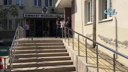 Cezaevi firarisi Bursa'da sahte kimlikle uyuşturucu satarken yakalandı