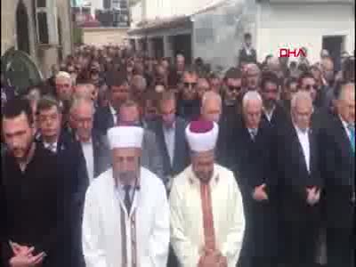 Kılıçdaroğlu, MHP'li eski vekilin babasının cenazesine katıldı