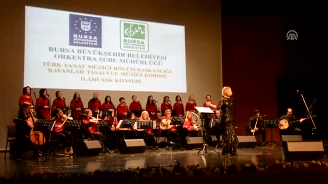 Bursa'da "İlahi Aşk" konseri müzikseverlerle buluştu