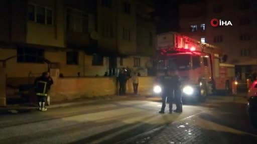 Bursa'da 5 katlı binada yangın çıktı