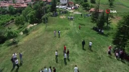 Bursa'da yüzlerce genç dağda tanışıp evleniyor