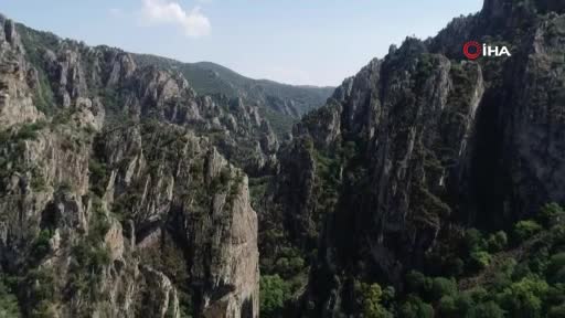 Bursa'daki Sadağı kanyonu doğal güzelliğiyle büyülüyor