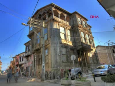 Bursa'da tarihi Mudanya evlerinin minyatürünü yapıyor