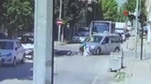 Bursa'da kafa kafaya böyle çarpıştılar: 2 yaralı