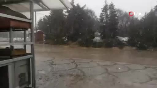 Bursa Uludağ'da nisan ayında kar sürprizi