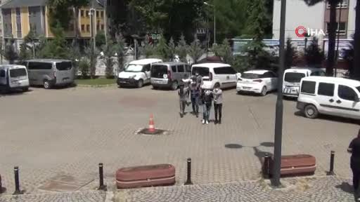 Bursa'da hırsızlık yaptıkları iddiasıyla 3 kişiye gözaltı