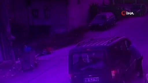 Bursa'da oyun oynayan çocuğa otomobil çarptı!