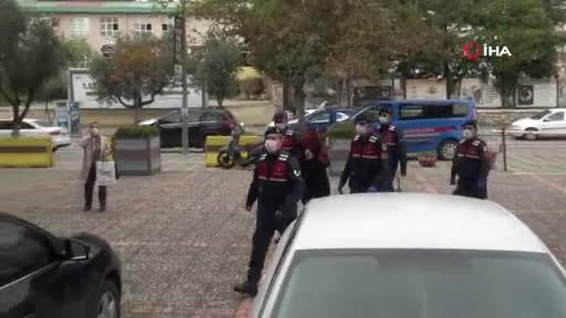 Bursa'da cinayet zanlısı kadın adliyeye sevk edildi